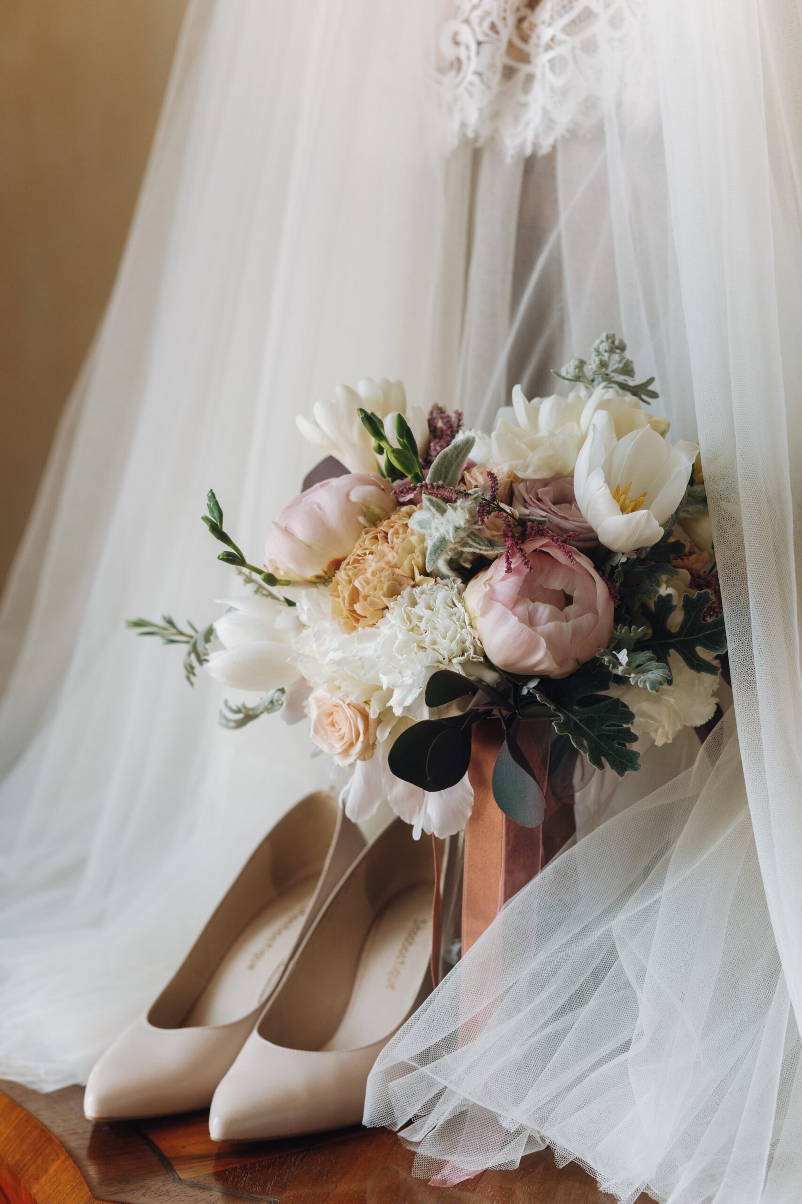 Forfait mariage au Clos de la Rose, avec gîte bien-être, services de coiffure et maquillage à domicile